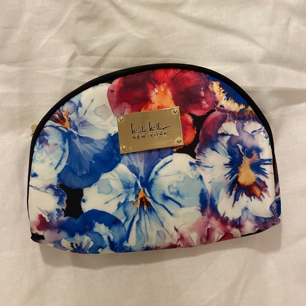 Nicole Miller NEW YORK Floral Mini Zipper Bag
